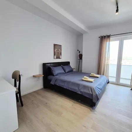 Fenix * Durrës